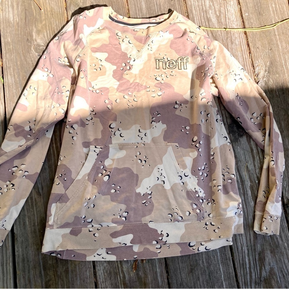 Neff Sharp Squad Razor Crew Fleece Sweatshirt. Neff logo Desert Camo Size XL